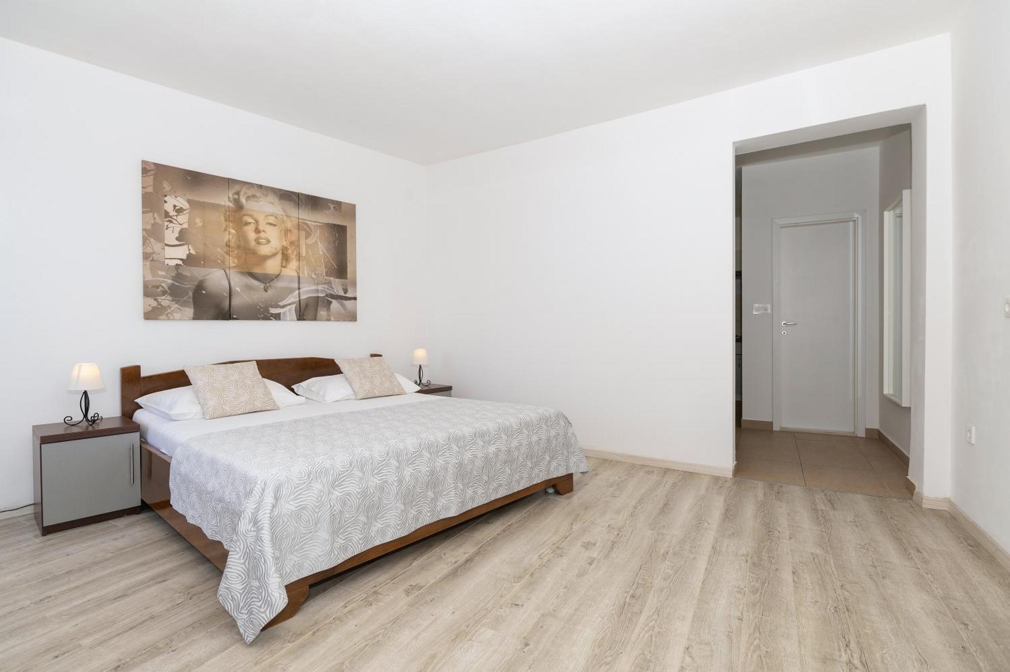 Bilin San Apartment Baska Voda Room photo