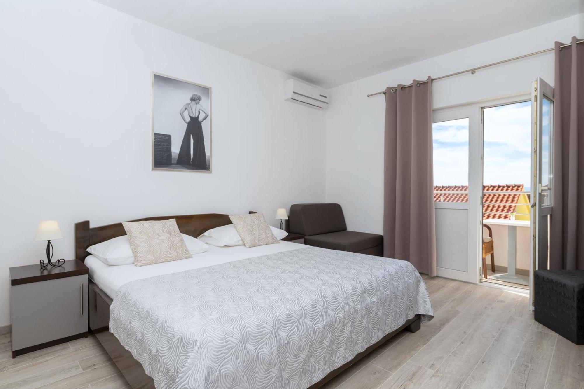 Bilin San Apartment Baska Voda Room photo